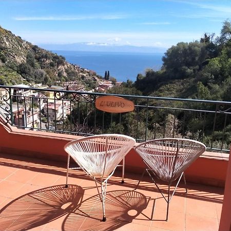 Villa Vittorio - Splendid Panoramic Sea View Terrace Таормина Экстерьер фото